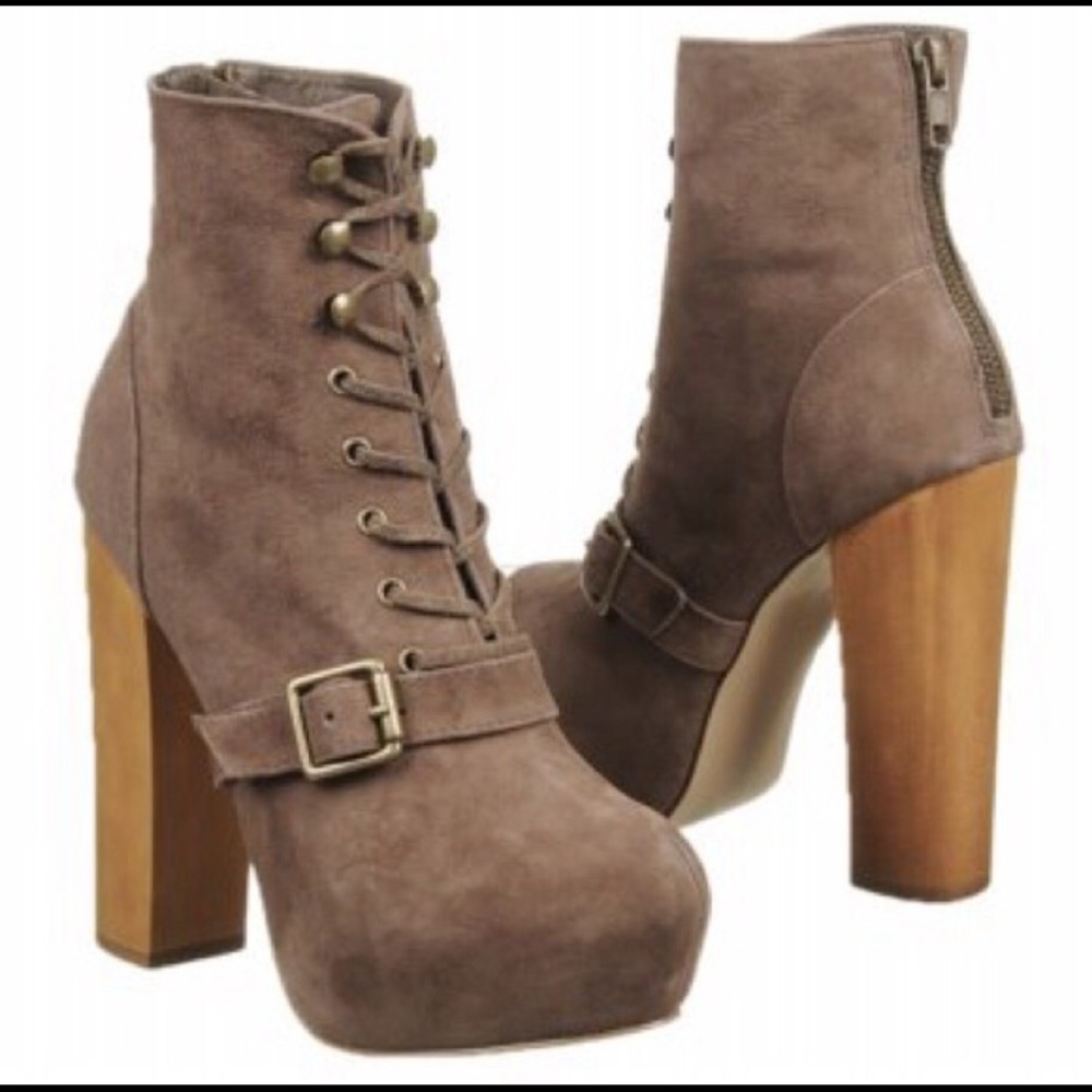 Steve Madden Booties Sz 10