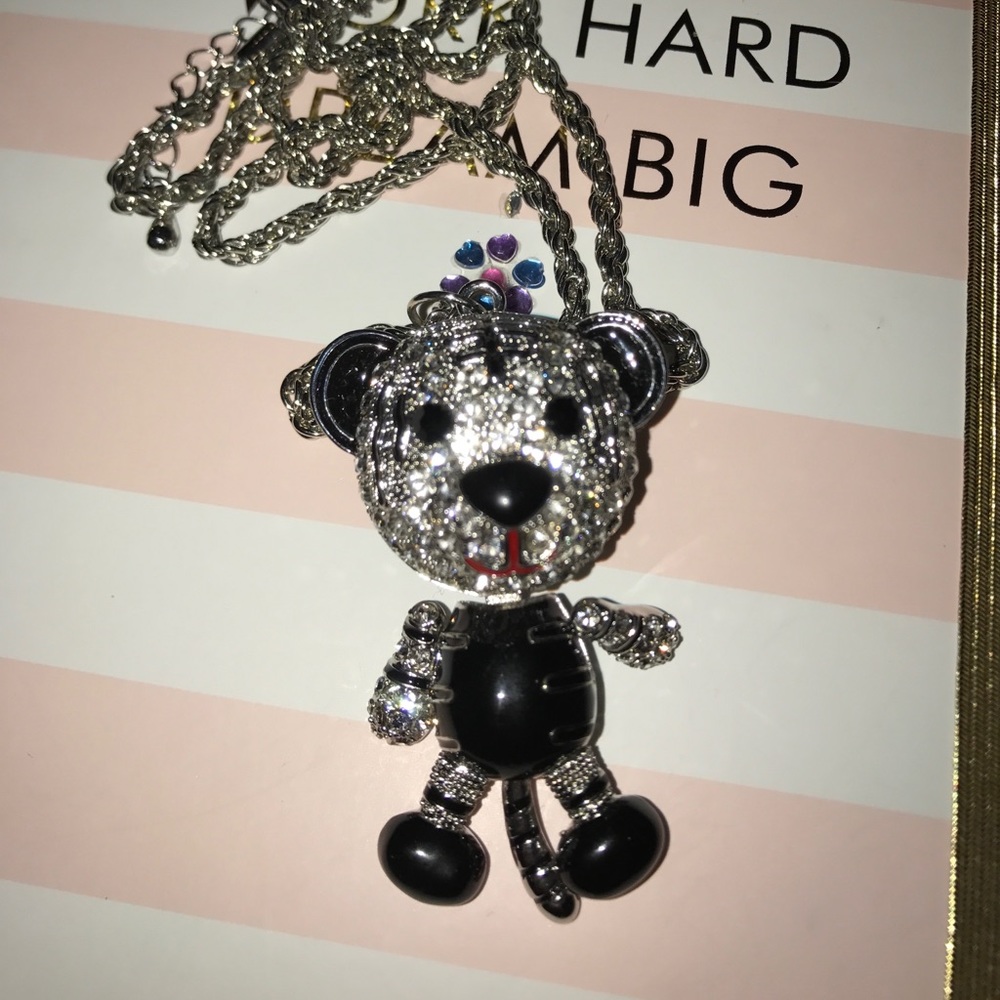 Rhinestone Encrusted Tiger Pendant Necklace
