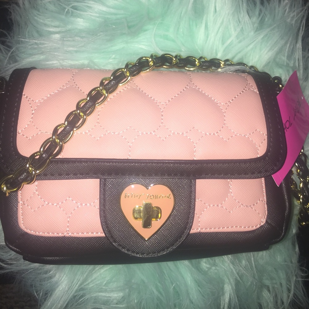 🆕Betsey Johnson Turnlock Flap XBody Be Mine Blush
