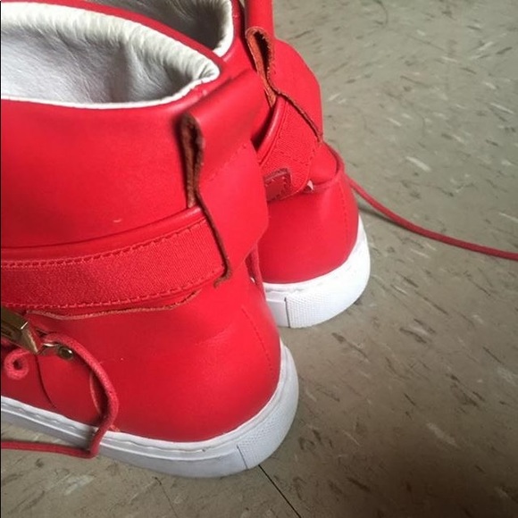 Red Versace high top, barely worn,size 46,U.S. 13, - Picture 2 of 6