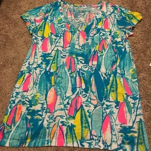 Lilly tshirt worn once size small