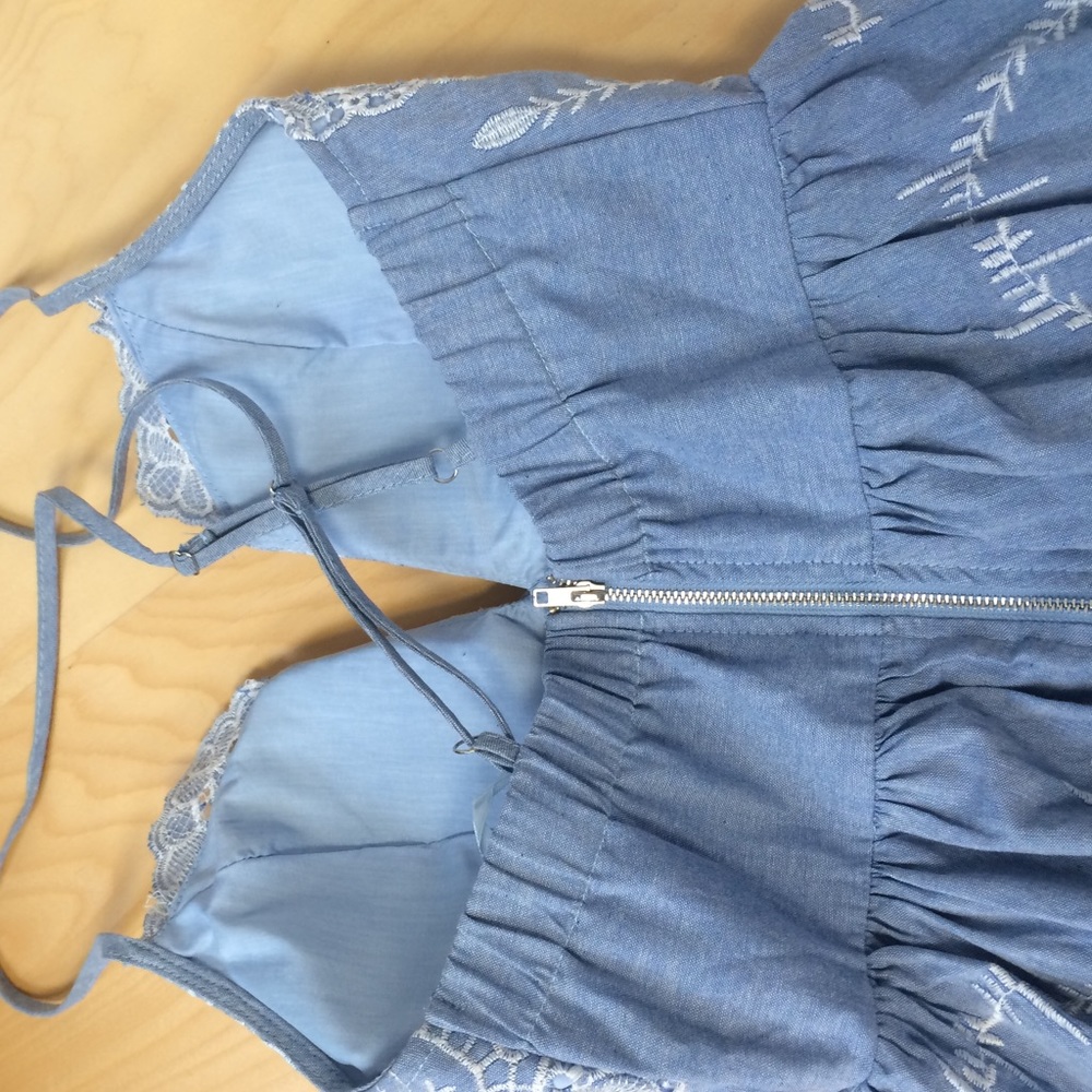 Embroidered Romper - Picture 4 of 5