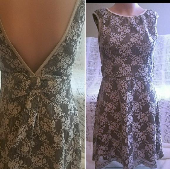 XiA Dresses & Skirts - Xia NWOT bow v-back charcoal & ivory lace dress