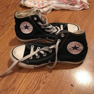 Black converse high tops!