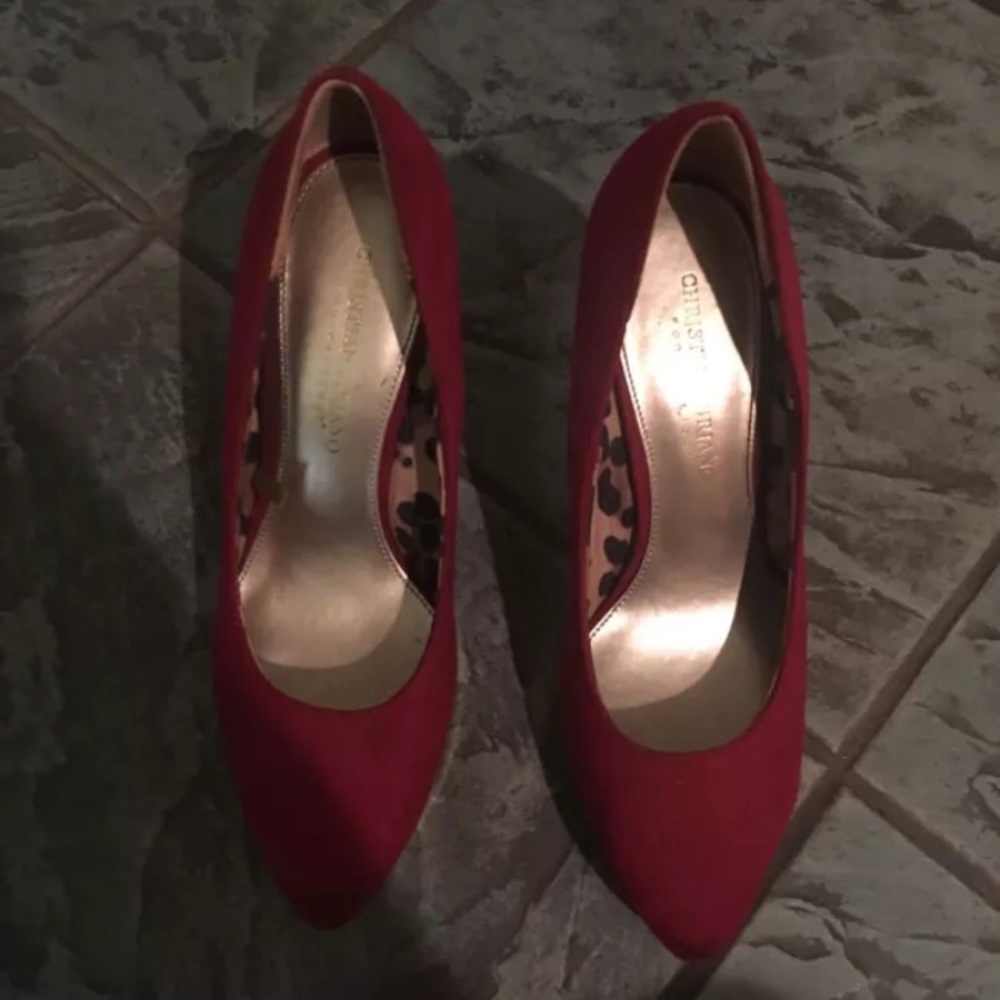 christian serrano red high heels size 7