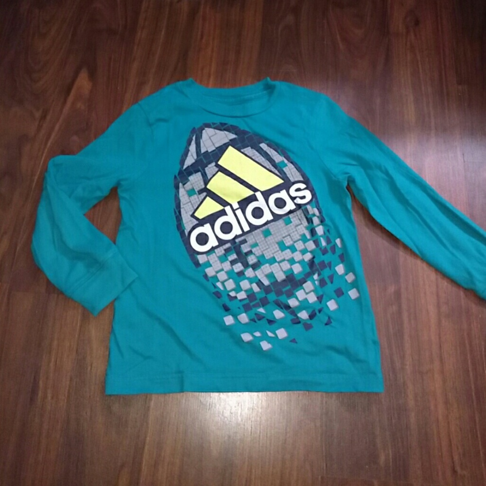 ✨Adidas top✨
