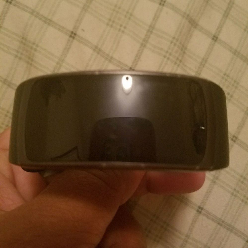 🎈🎈SOLD🎈🎈Samsung Gear fit 2