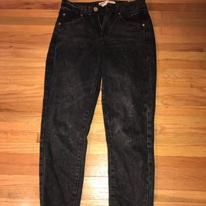 Black mom jeans