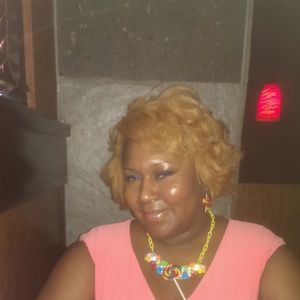 Meet your Posher, Dayna