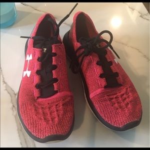 Under Armour Sneakers