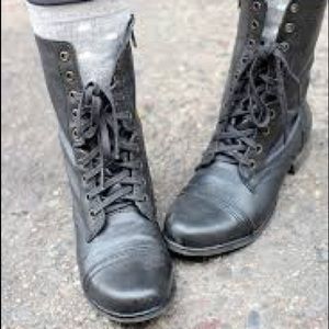 Steve Madden Women's Troopa Combat Boots NWOT