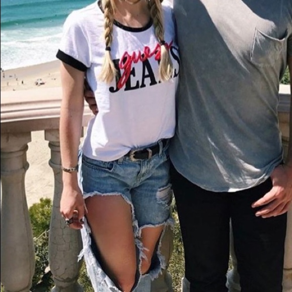 Guess tshirt