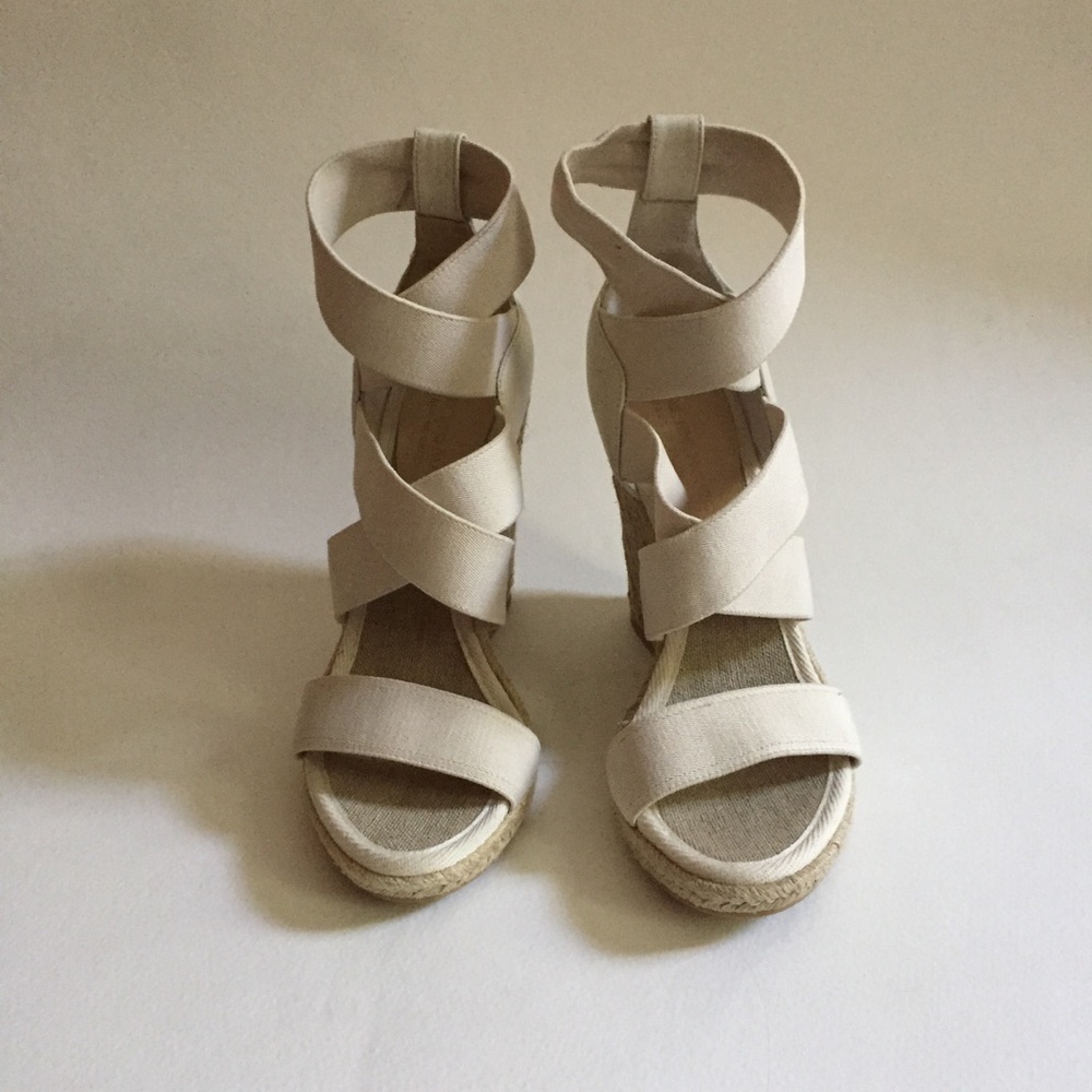 Strapped club Monaco wedges