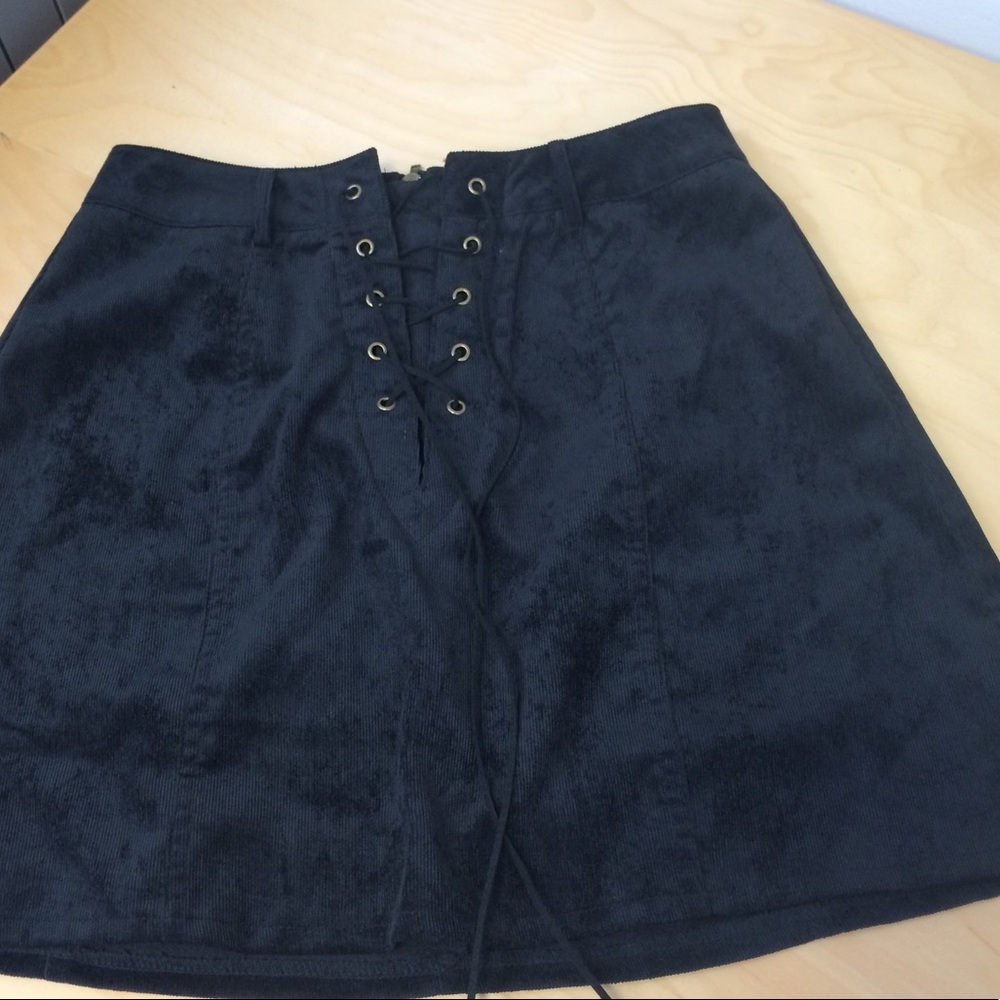 Black Corduroy Lace Up Skirt - Picture 5 of 6