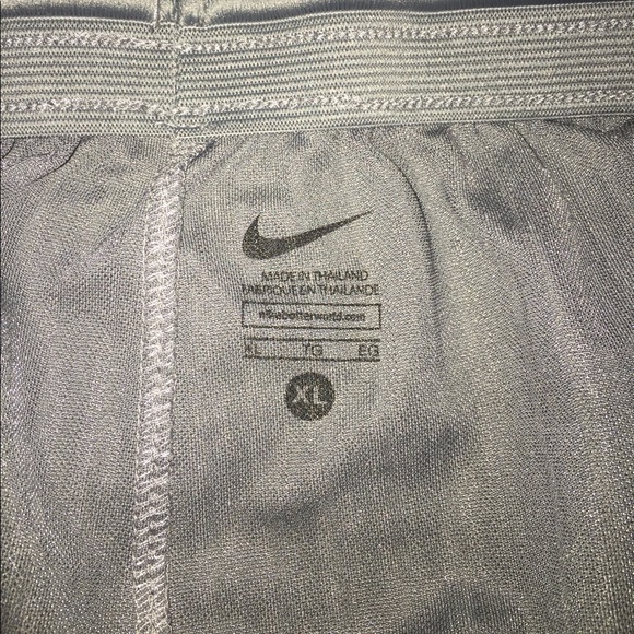 Nike Basketball shorts - Picture 3 of 3