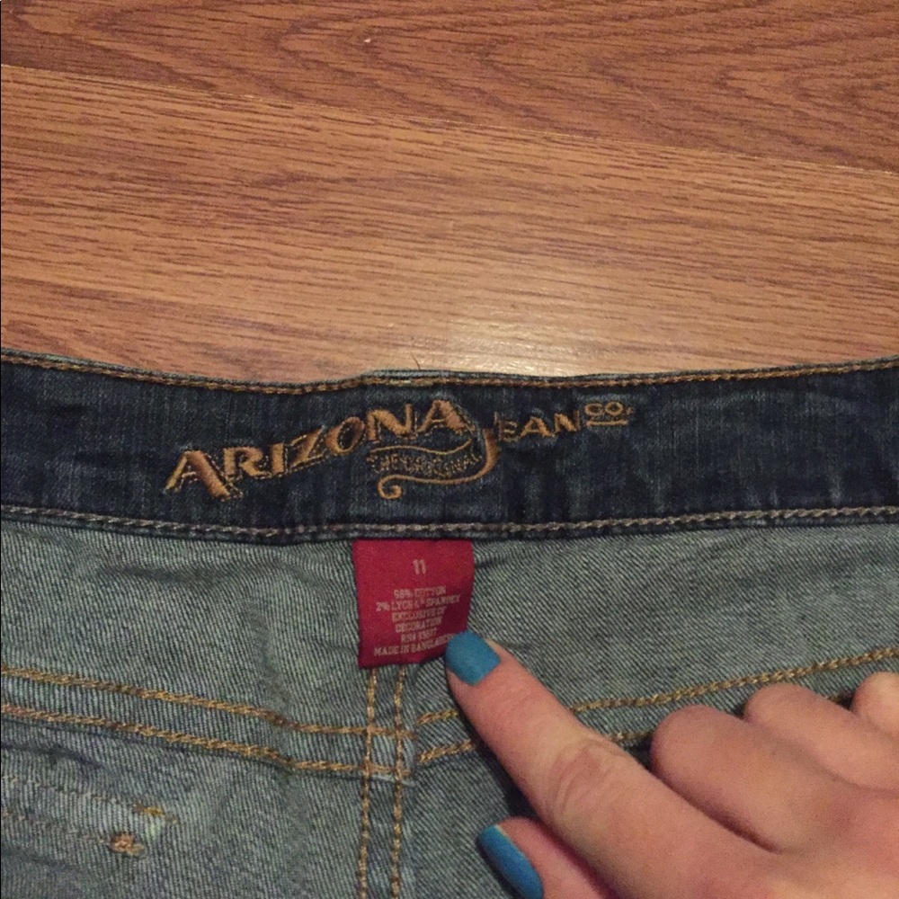 Jean shorts! - Picture 4 of 4