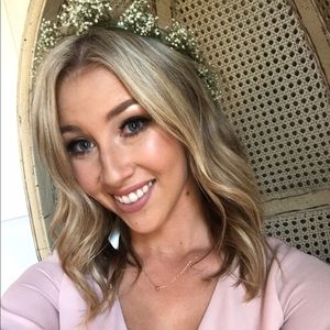 Meet your Posher, Angie