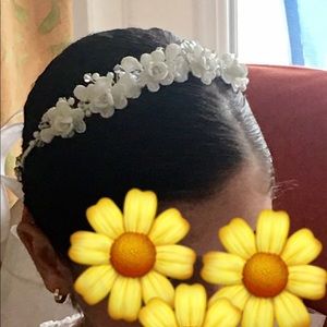 Flower cream headpiece