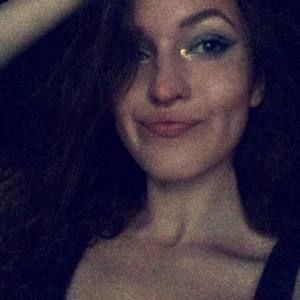 Meet your Posher, Gabriella