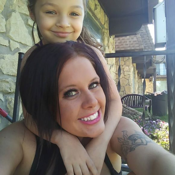 Meet your Posher, Chelsie - Picture 1 of 1