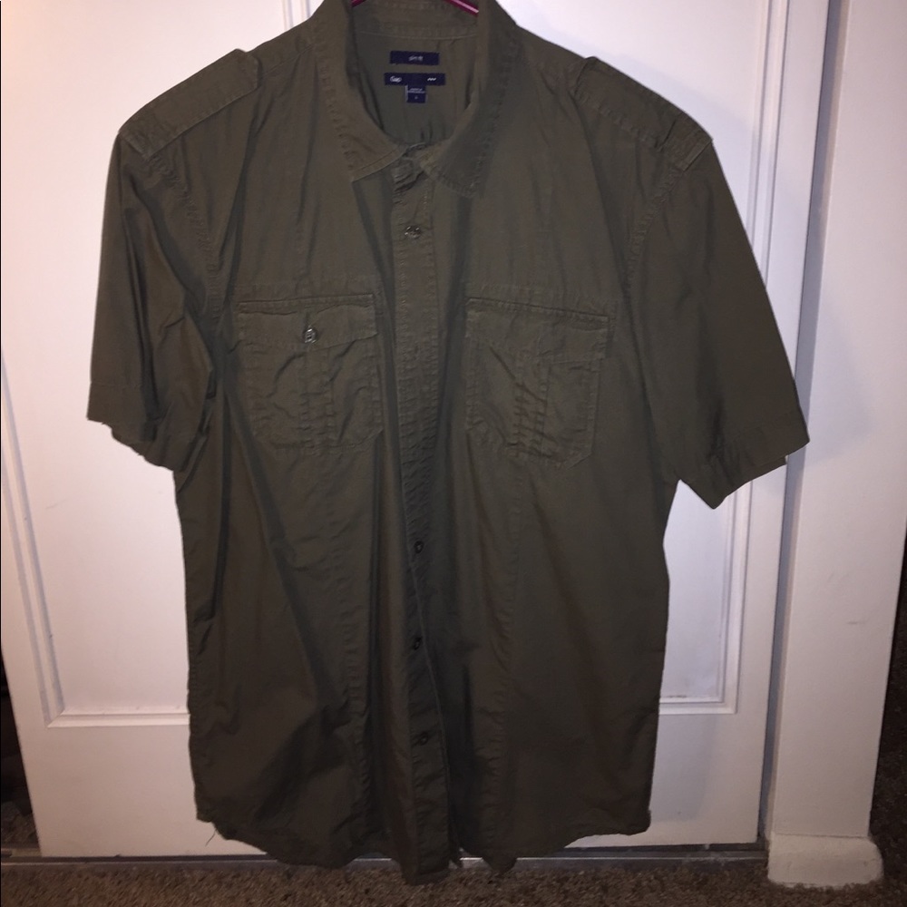 Men's GAP button down