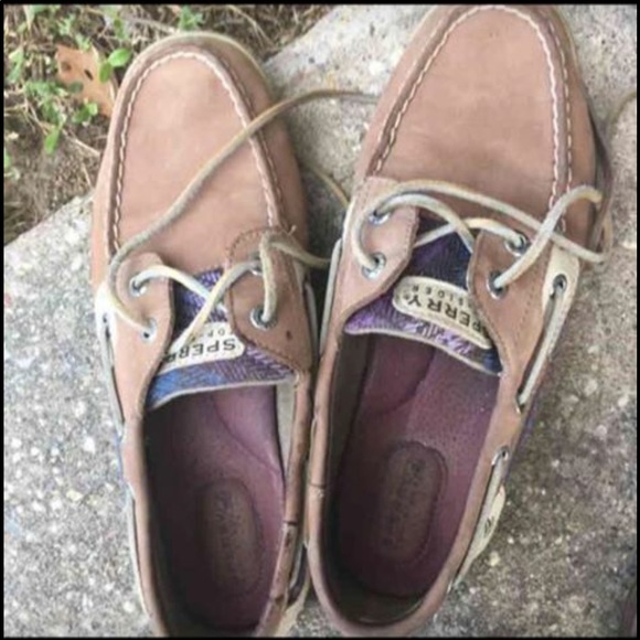 Shoes - Picture 2 of 3