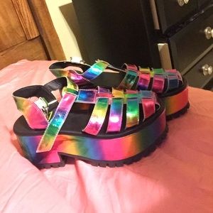 YRU rainbow Chariot sandals