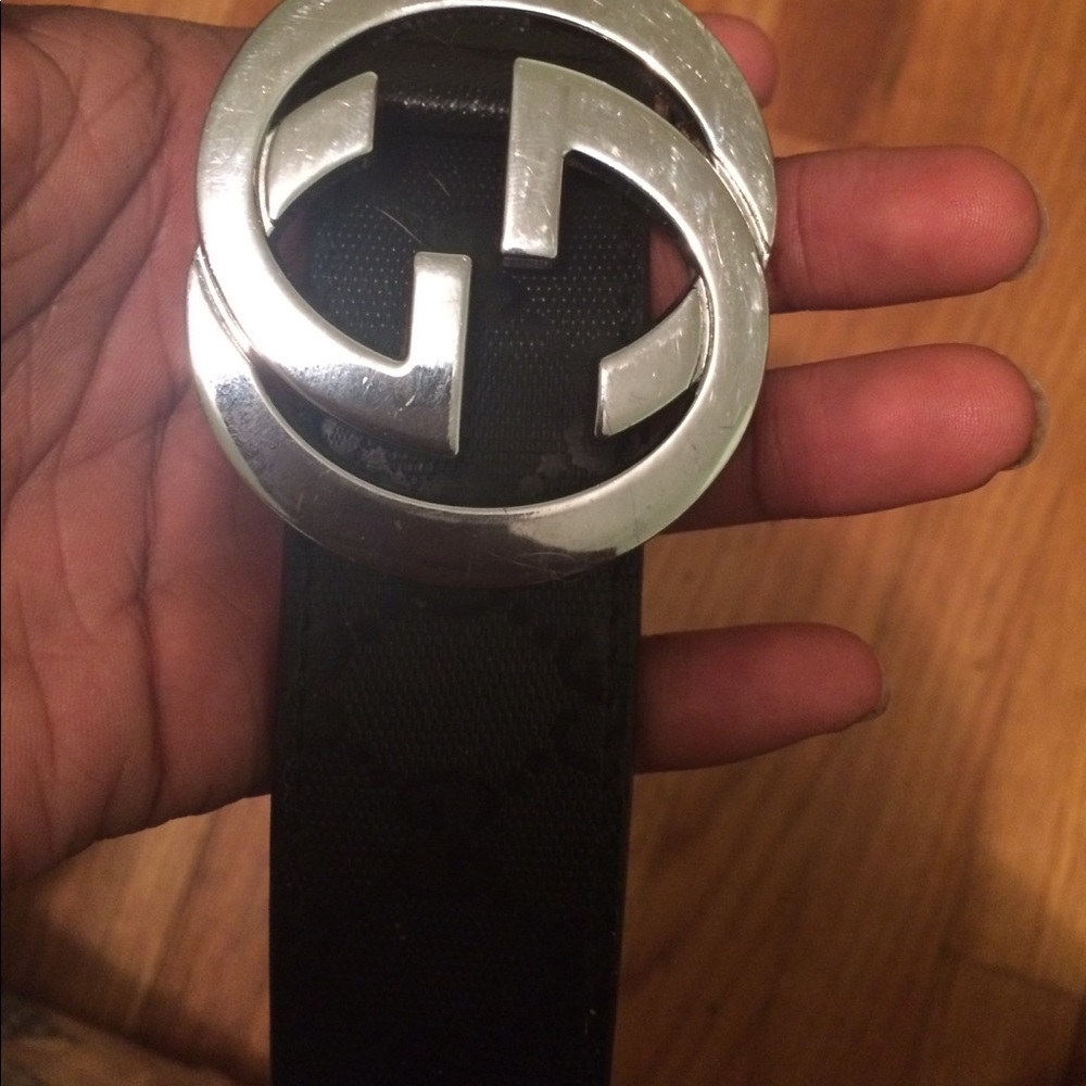 All black Gucci belt
