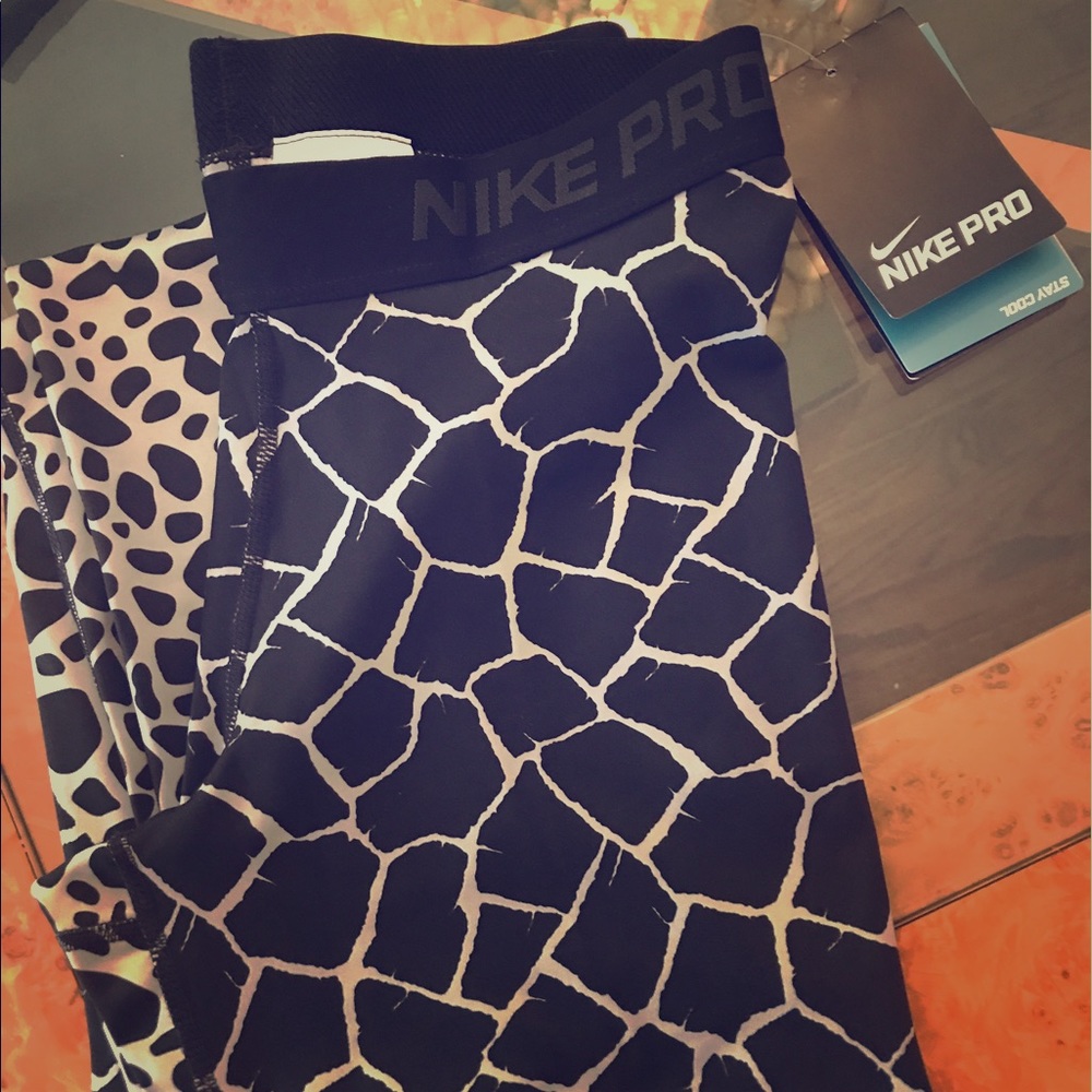 Nike Pro Leggings - NWT
