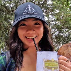 Meet your Posher, Alyssa