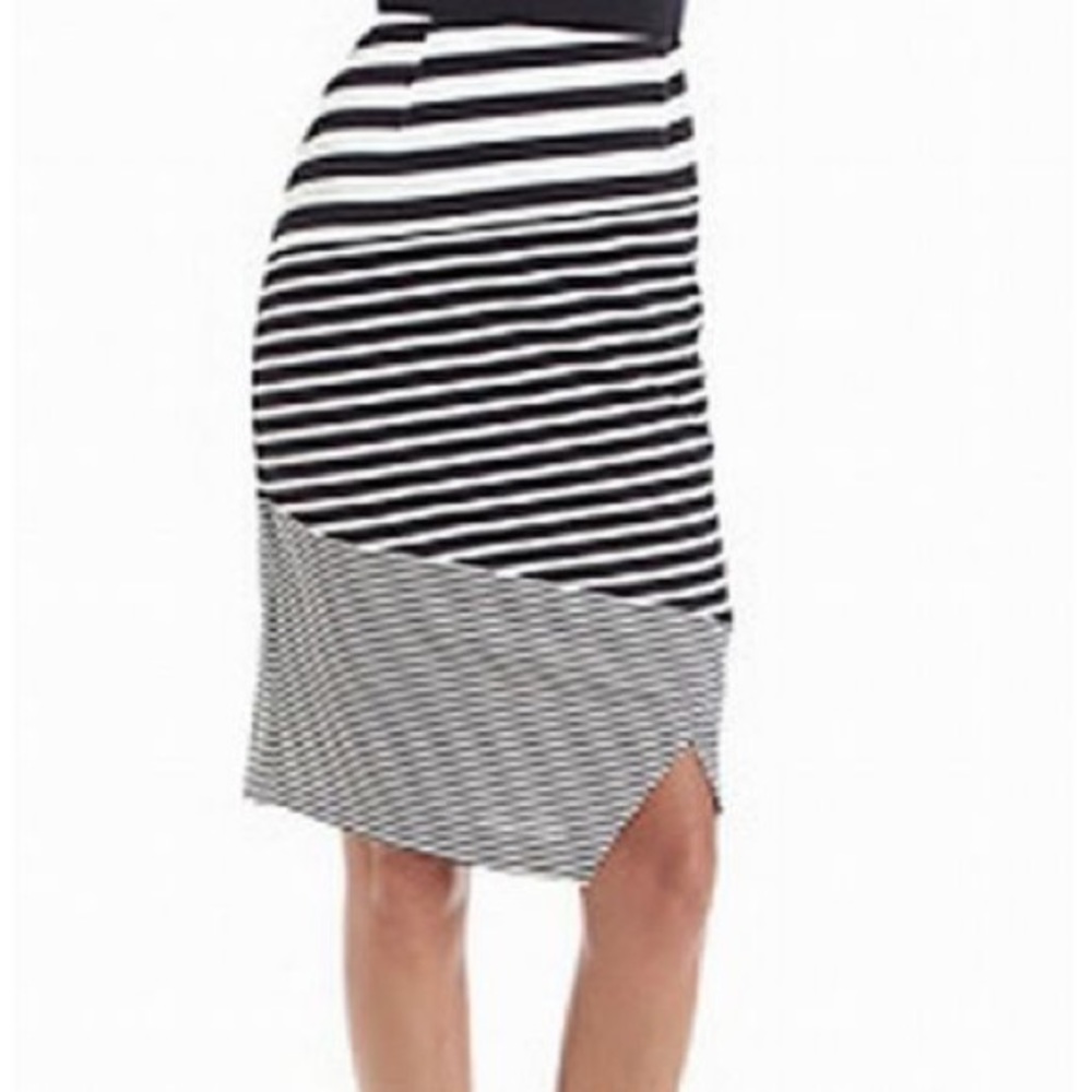 Calvin Klein NEW skirt