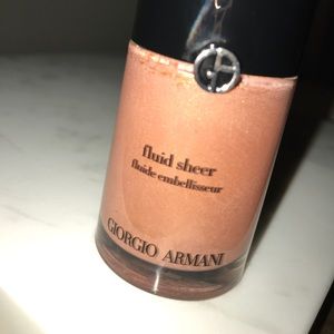 Giorgio Armani Ultra Light Glowing Fluid