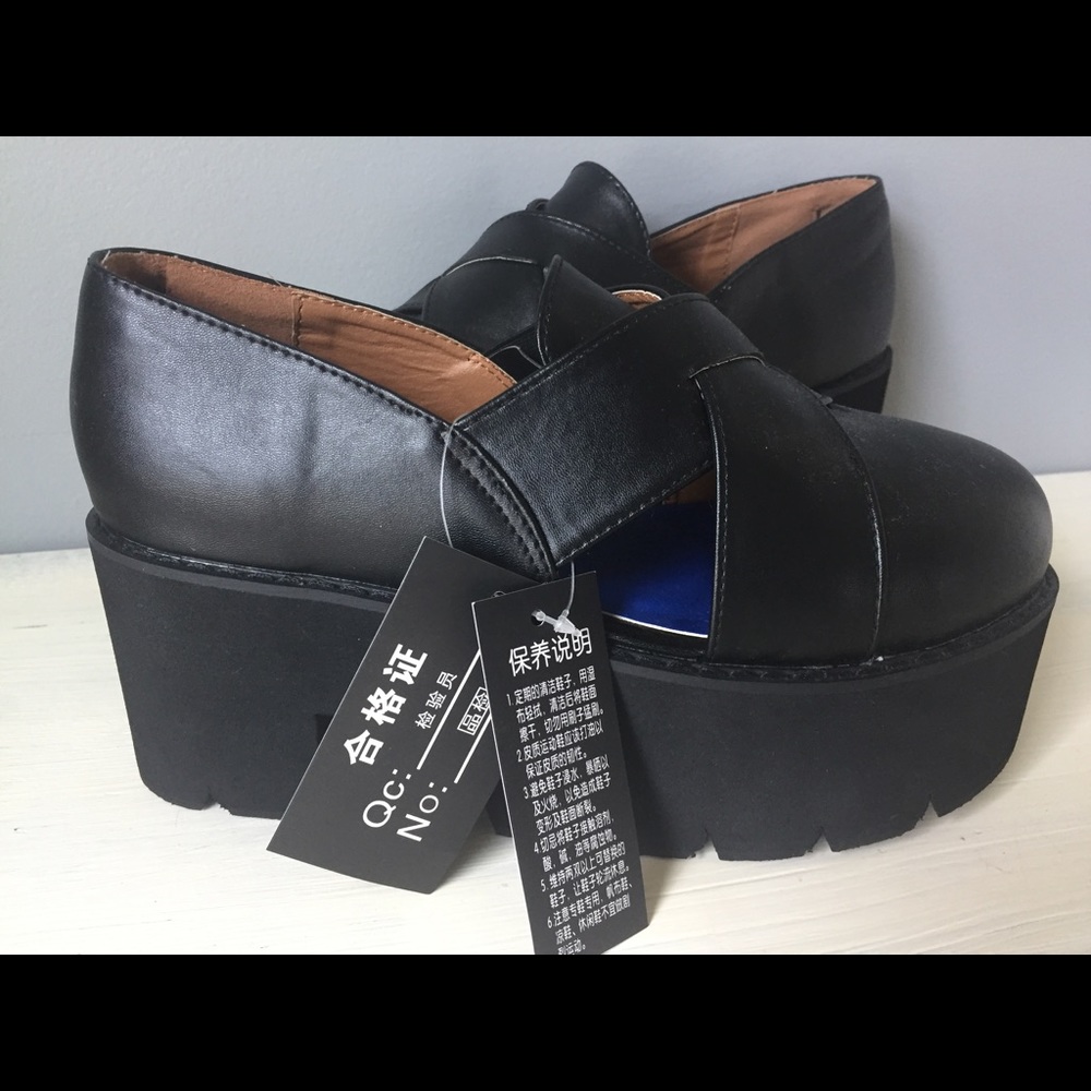 Chunky Black Platform Shoes