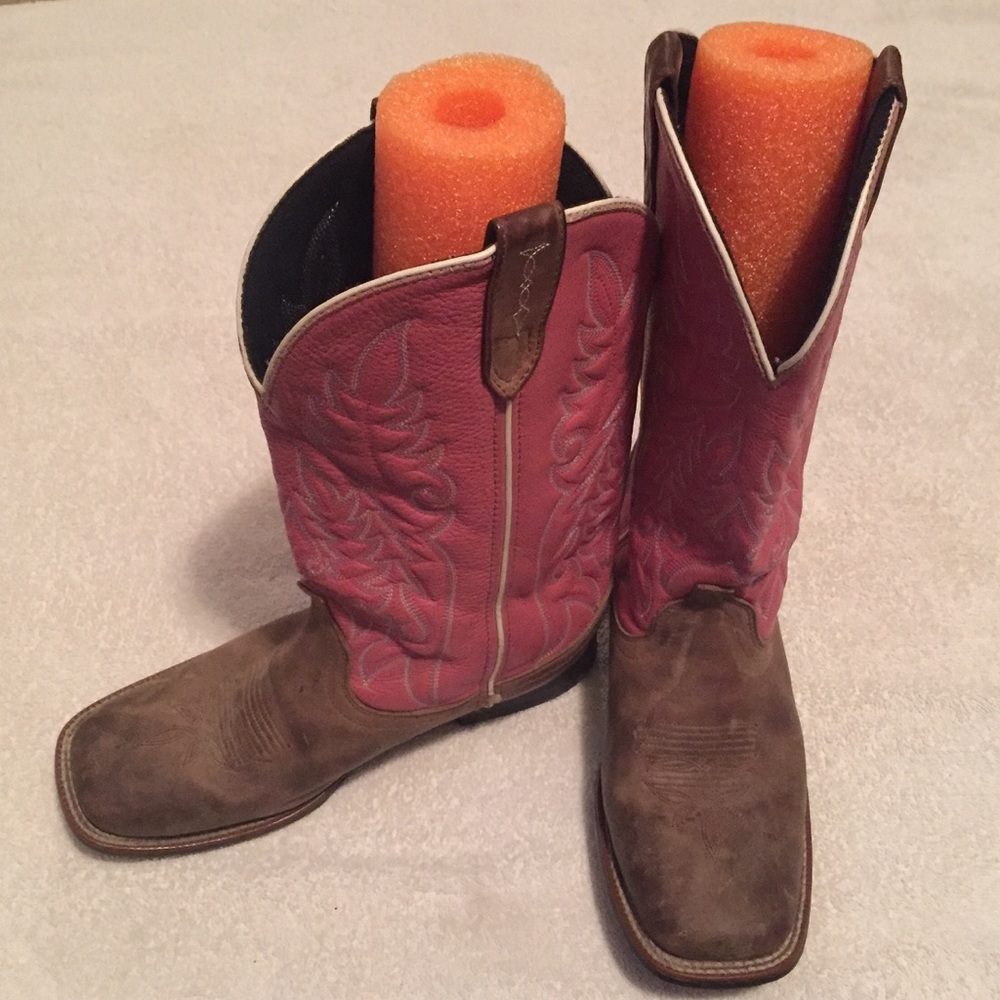 Pink leather Laredo Cowgirl boots