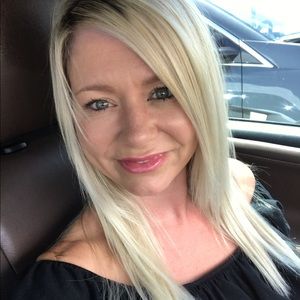 Meet your Posher, Shelly