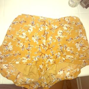 Yellow floral loose shorts