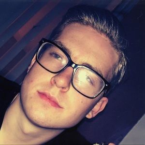 Meet your Posher, Robert