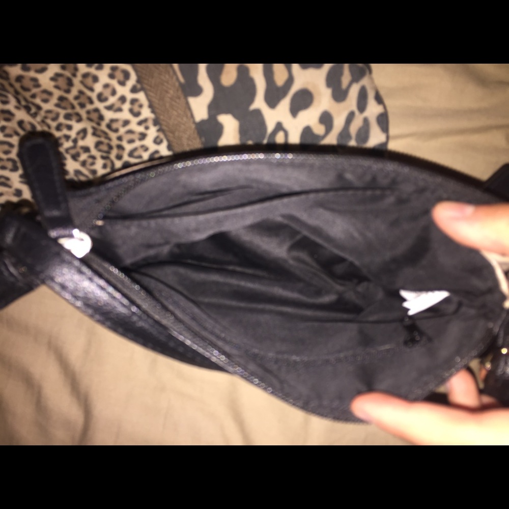 Purse - Picture 4 of 4