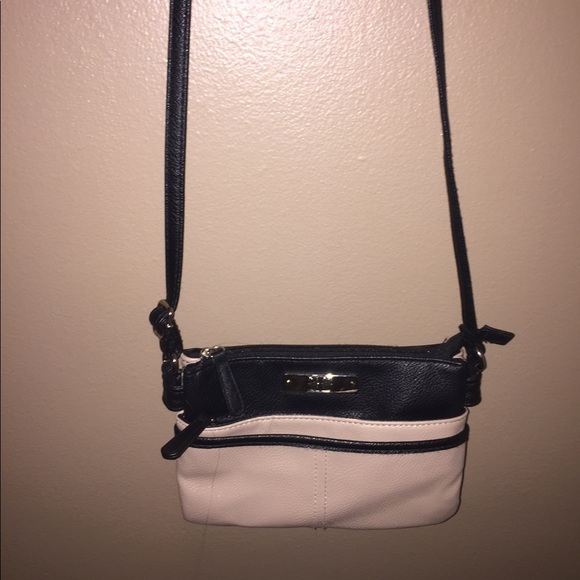 Purse - Picture 3 of 4