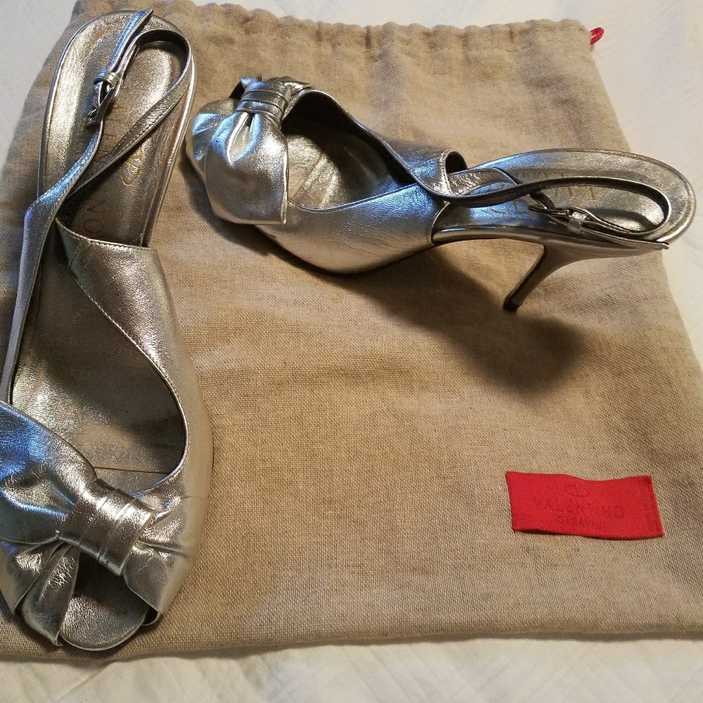 Authentic Valentino  Shoes with dust bag