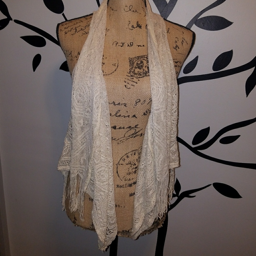 3 fringe vests from Buckle!