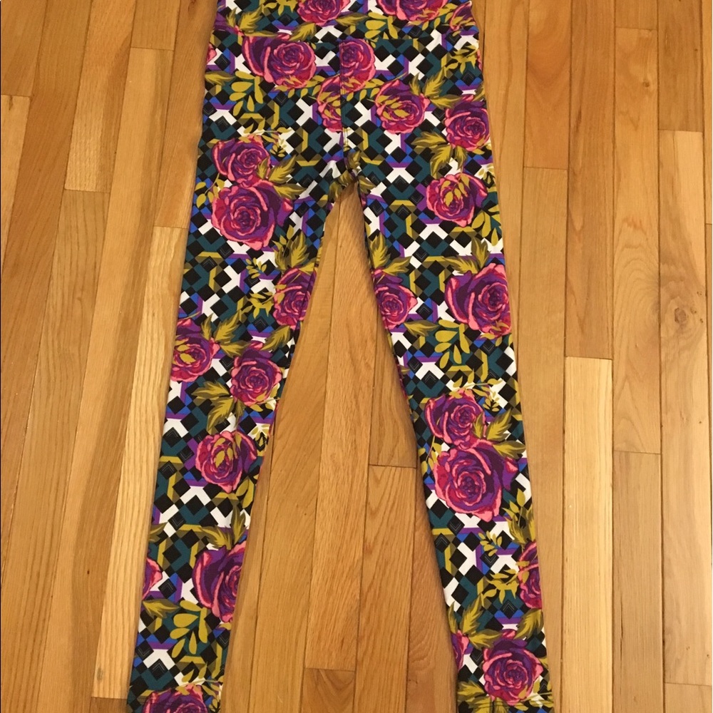 Lularoe OS leggings!