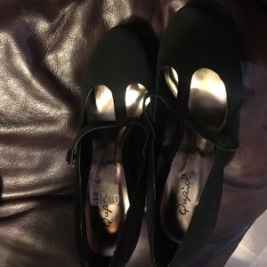 Size 7 black dress heels