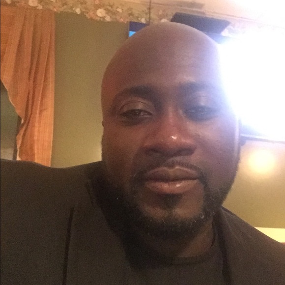 Meet your Posher, Peter - Picture 1 of 1