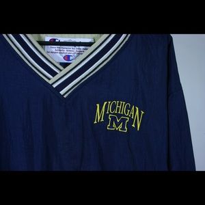 L Michigan windbreaker