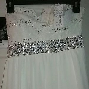 A white Speachless gown