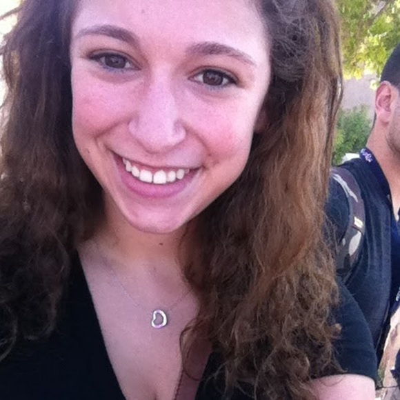 Meet your Posher, Shelby - Picture 1 of 1