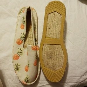 Flat shoe both for $15