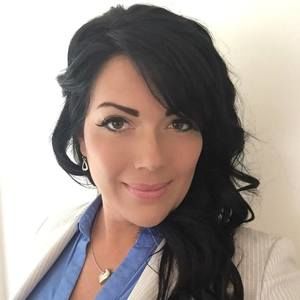 Meet your Posher, Holly