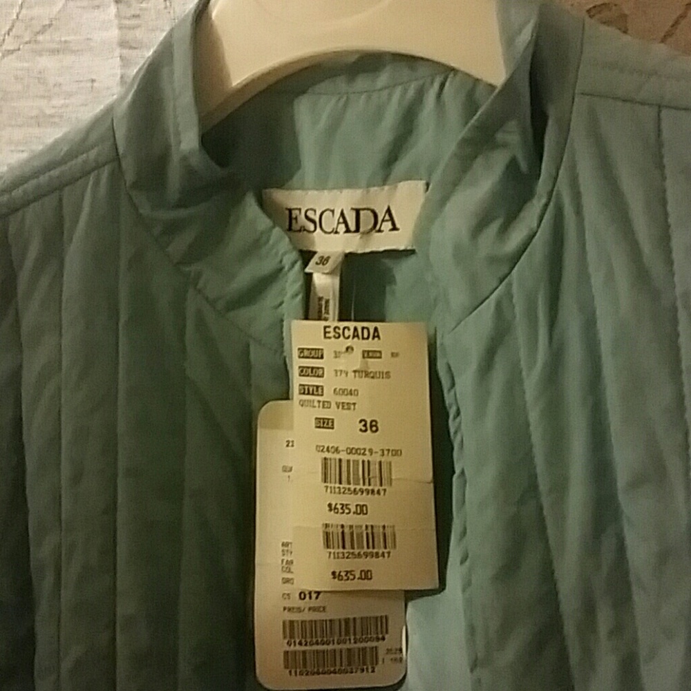 Escada quilted vest size 36